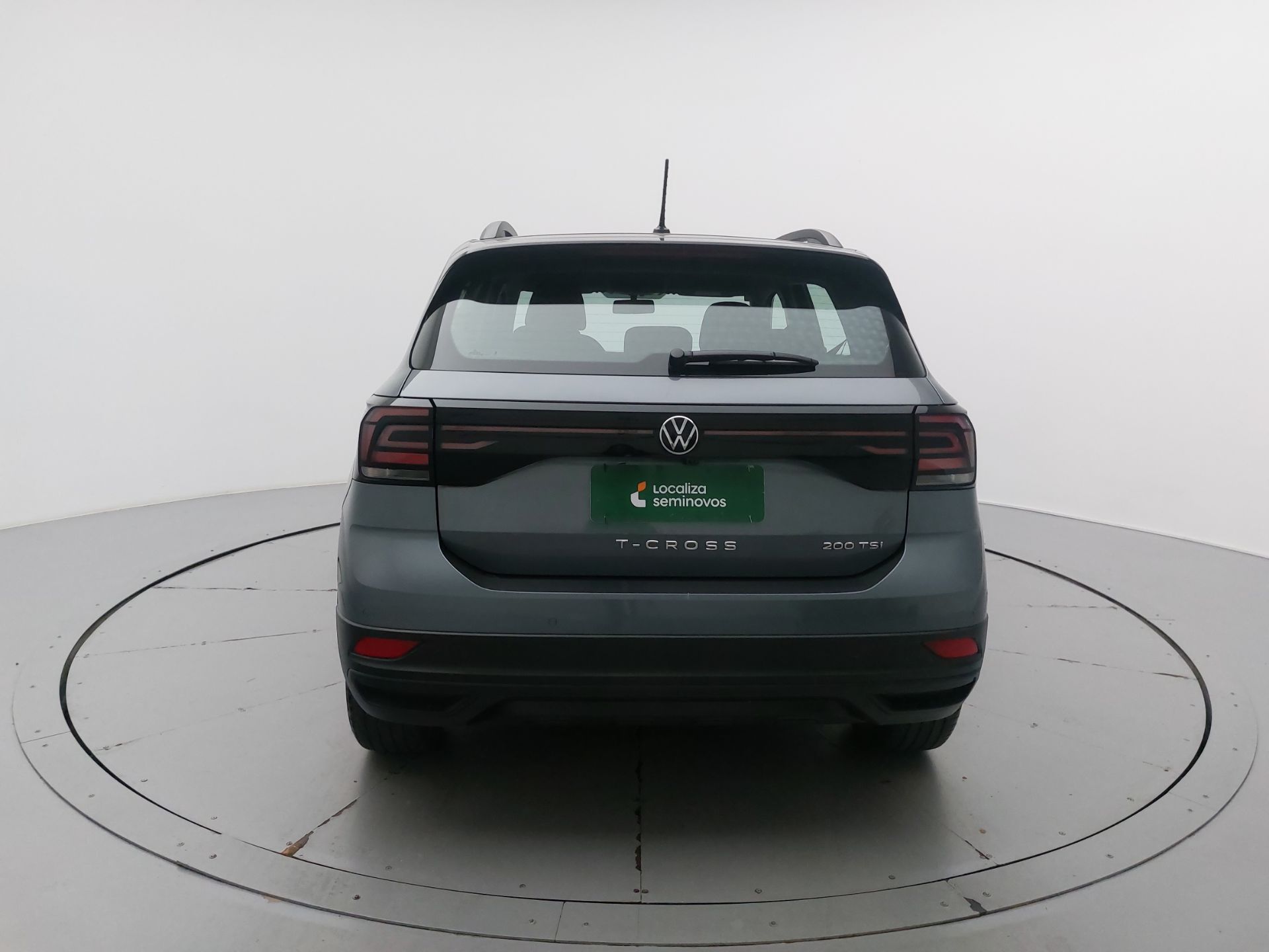 VOLKSWAGEN T-CROSS 1.0 - Vista 4